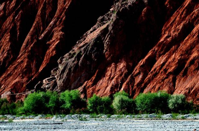 巴铁首条中国公路,震撼全球的中国公路