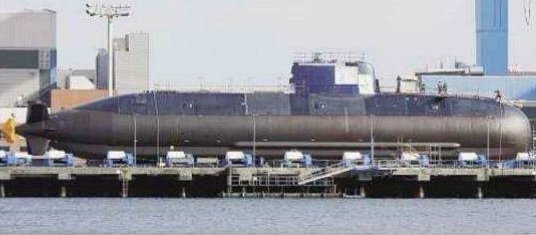 以色列研制新型无人微型潜艇,海豚级常规潜艇