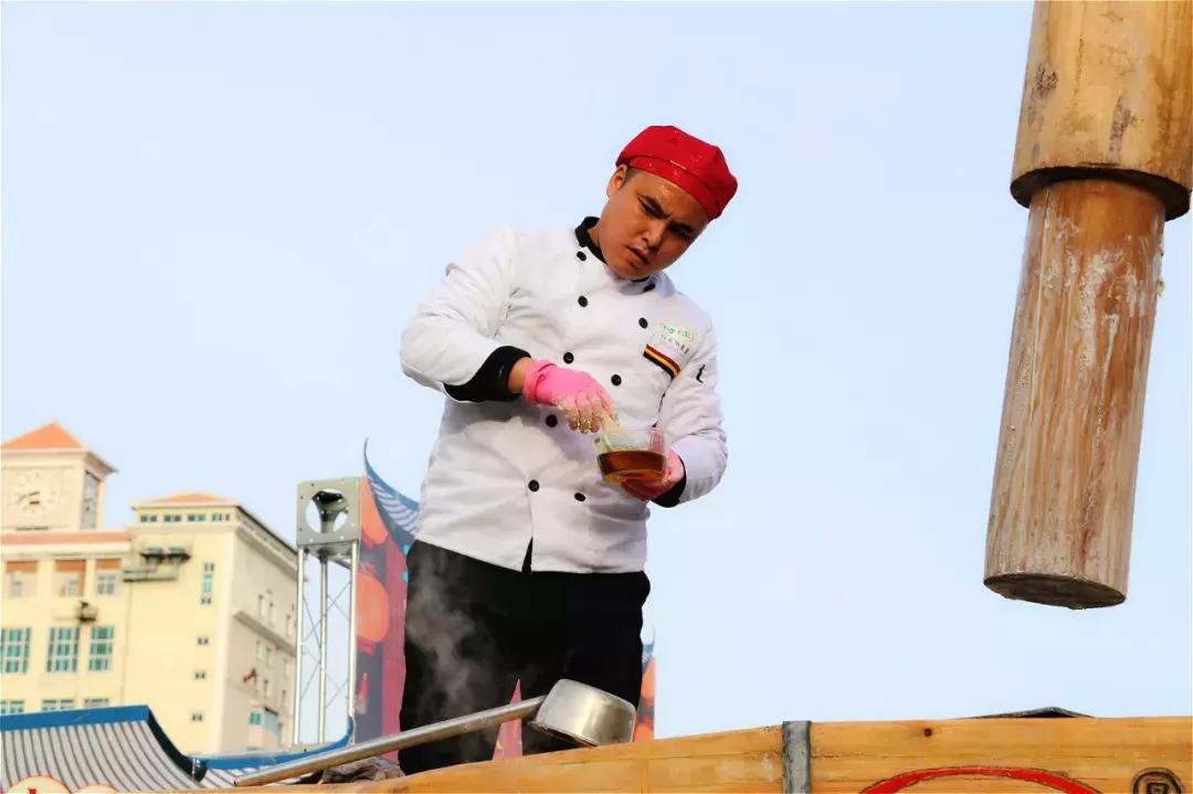 红火说不尽！榆林惊现世界最大饸饹床，37项年俗文化活动等你来盘~