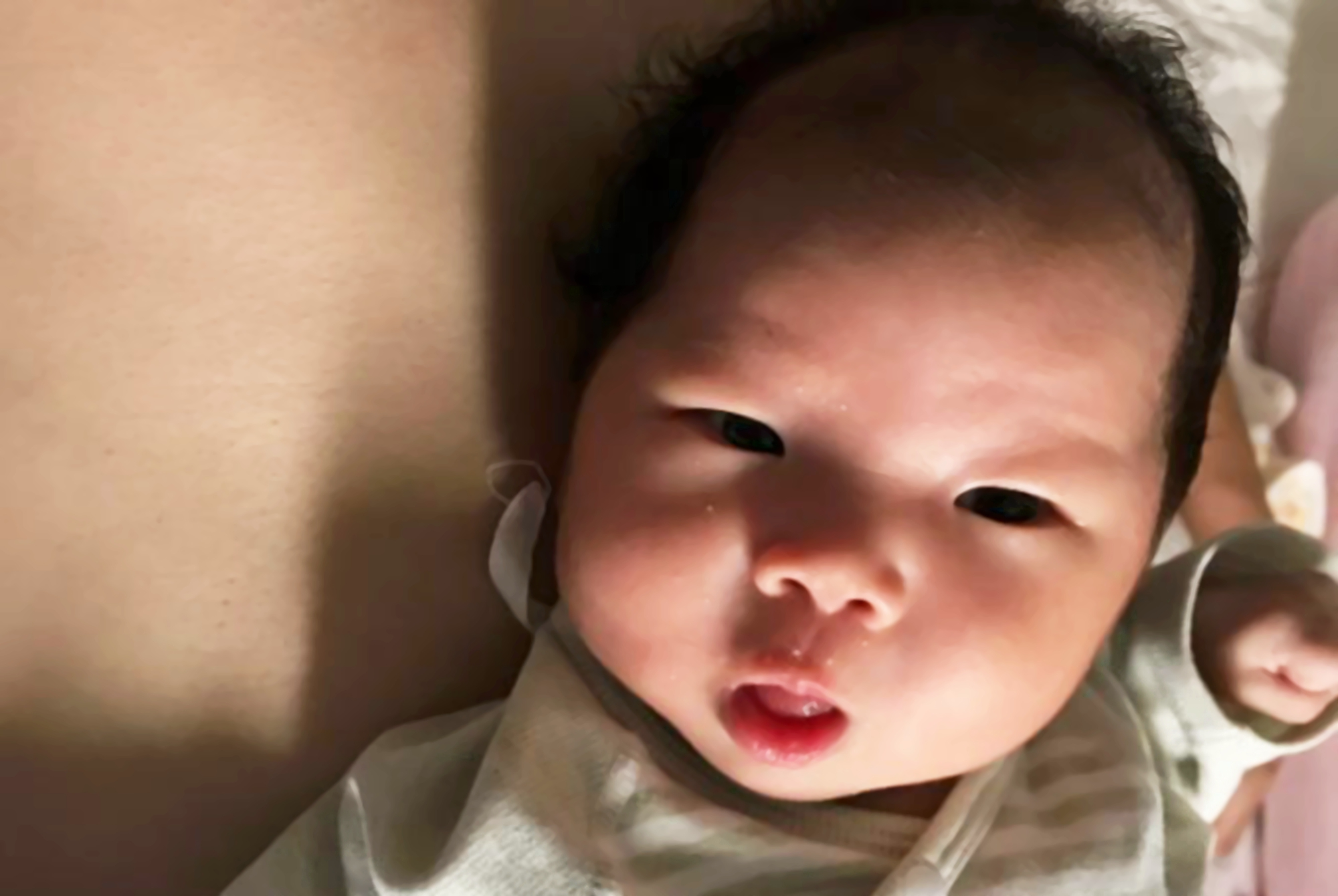 夜奶几点到几点算宝宝吃夜奶,宝宝夜奶次数频繁怎样断夜奶