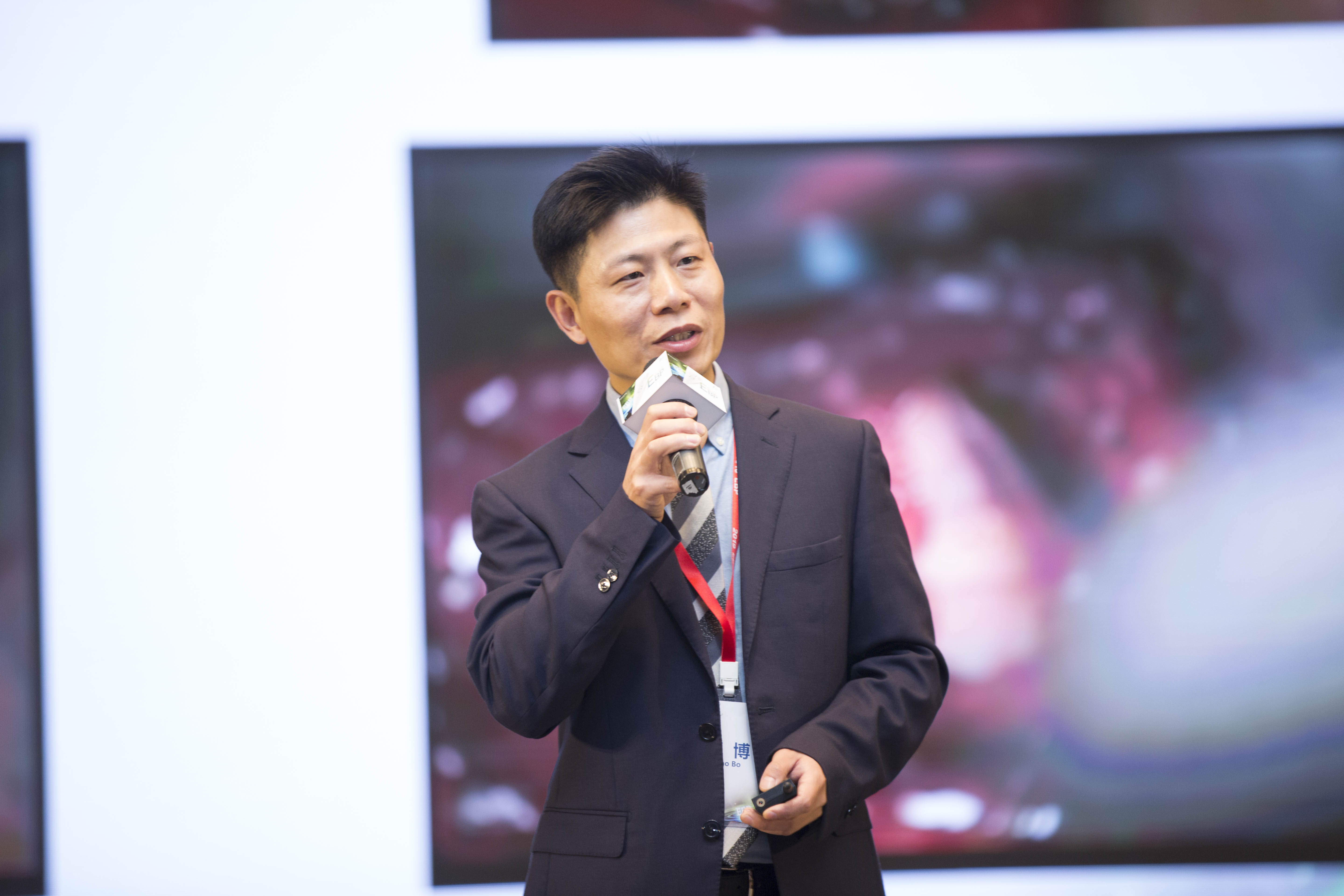 特发性青少年脊柱侧弯病因不明吗,青少年特发性脊柱侧弯怎么办