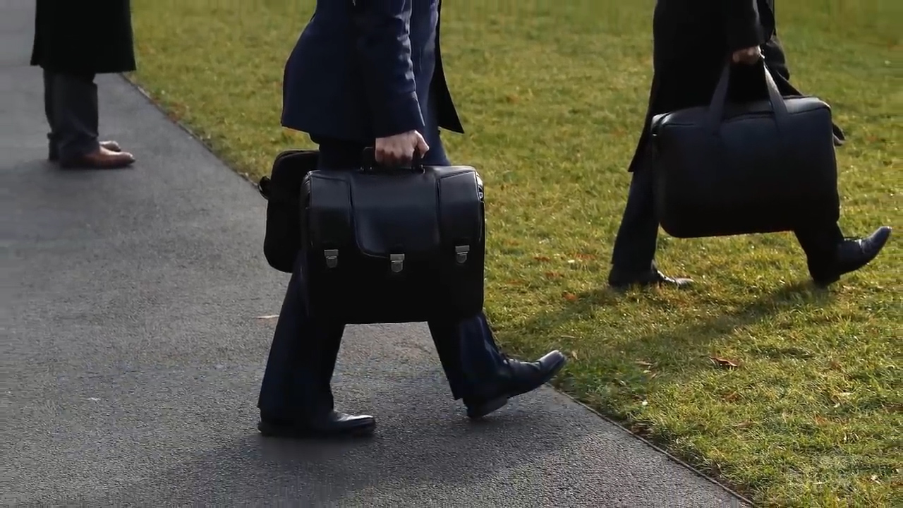 美国的公文包是什么,美国总统随身提包里面是什么