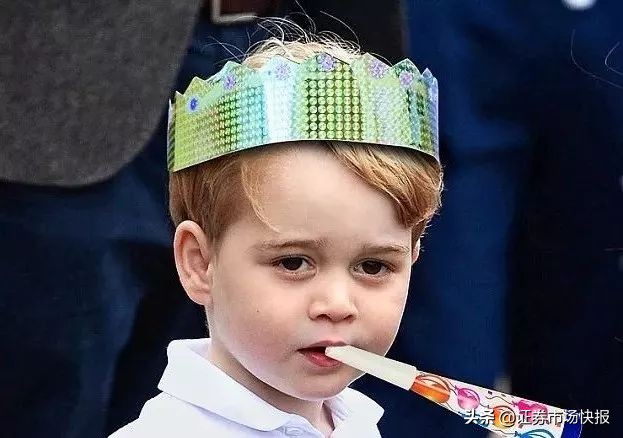 英国乔治小王子6岁了！作为王室继承人也逃不过“鸡血妈妈”