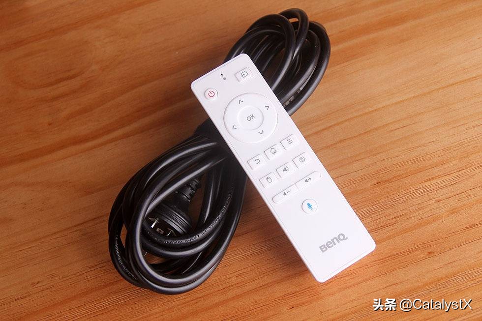 明基i707投影仪配什么幕布,明基i707投影仪如何全屏