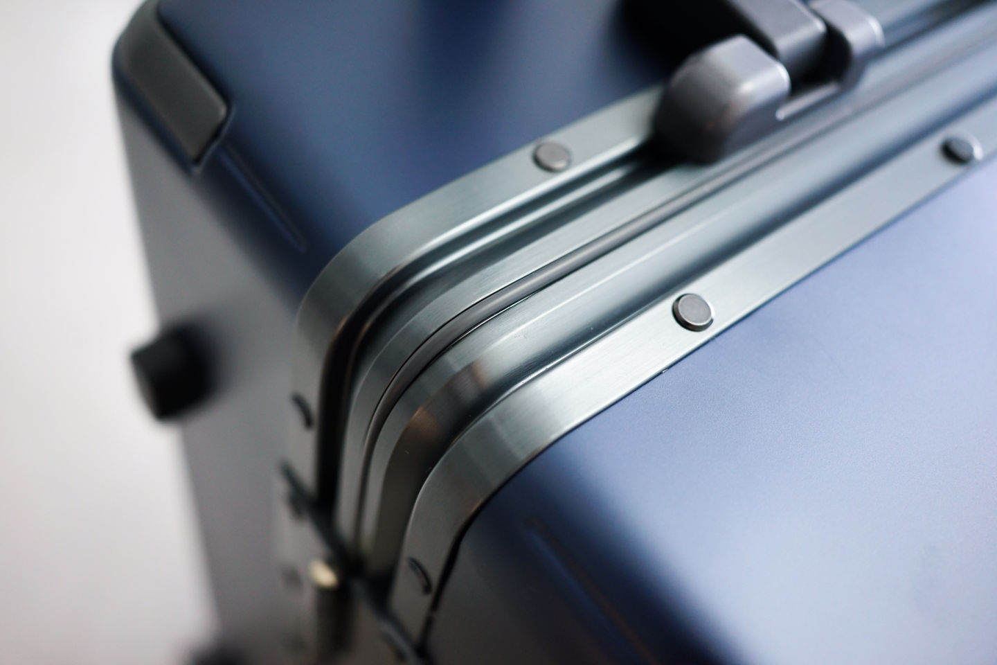 地平线8号行李箱空间,地平线8号行李箱使用说明