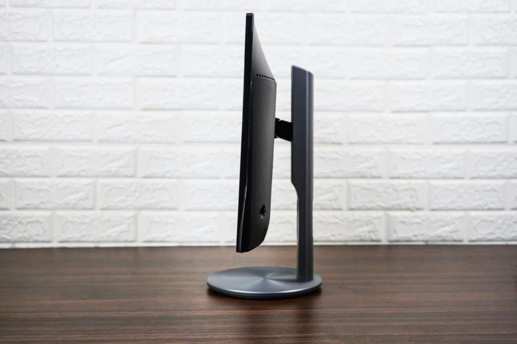 *击狙**U2417H，133%广色域四面微边入门专显AOCi2490PXZ评测报告