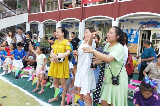 足球特色幼儿园有哪些活动,世界足球日活动幼儿园