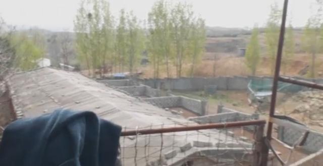 山东大叔独门烤全羊一天烤七八只,山东山沟烤全羊