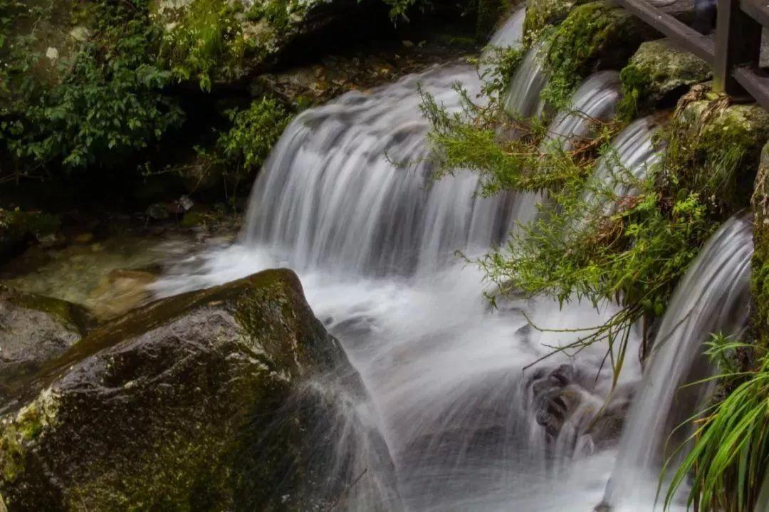 苍山徒步最全攻略｜夏末秋初去大理，苍山碧*欲色**流，洱海烟波浩渺