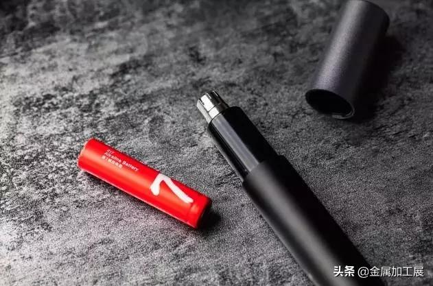 鼻毛修剪器怎样才能剃干净,鼻毛不能随便剪