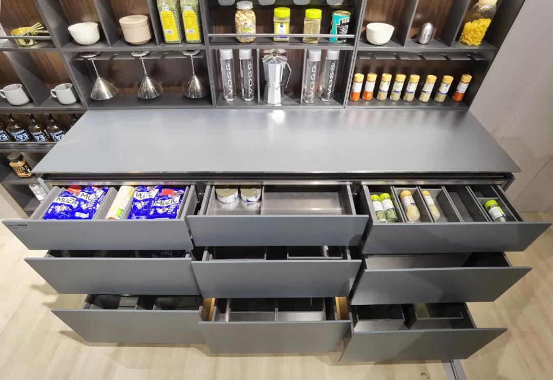 百能不锈钢新中式橱柜,openai后发布的新品