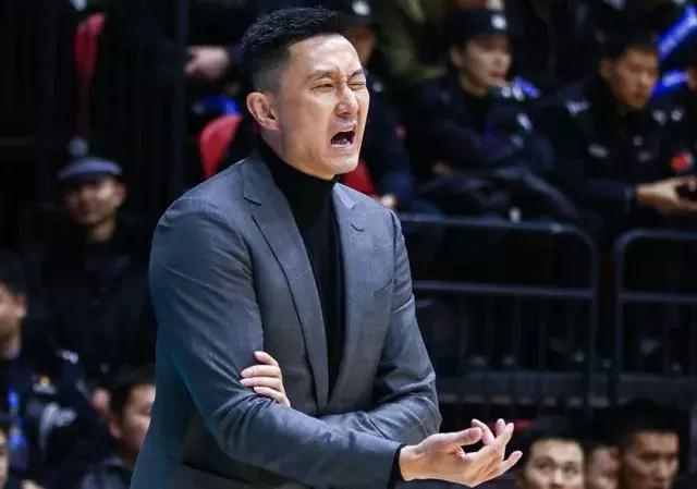 新疆男篮新赛季输给了哪些球队,新疆男篮新赛季输给了哪4个球队