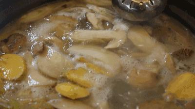 没有什么是一顿火锅解决不了图片,没有一顿火锅解决不了事免费观看