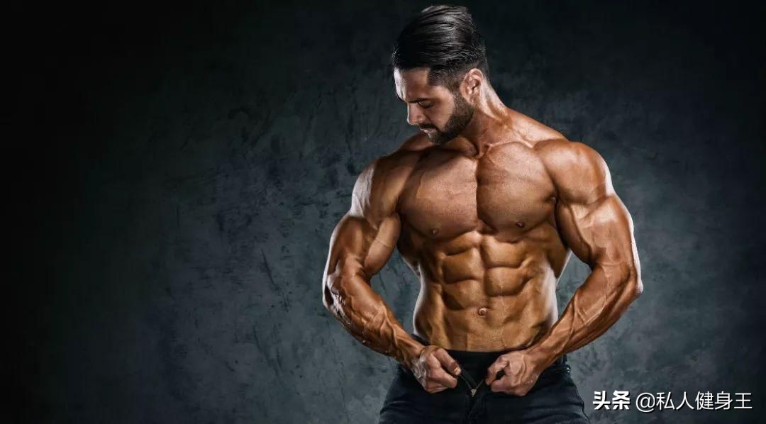 哑铃肩部怎么练宽最快出效果,如何在家哑铃锻炼肩部动作详解