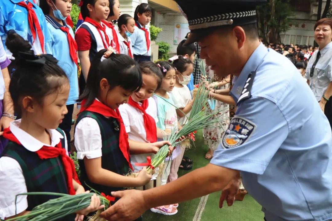 鼓楼第一中心小学开学仪式,鼓楼新学校