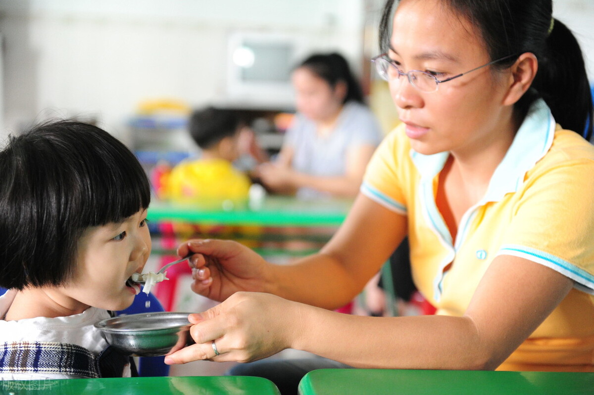 高中毕业学幼师有前途,高中毕业读幼师要哪些条件
