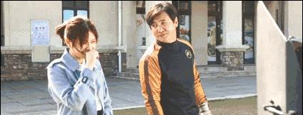 鐞冭壊鎬′汉闃垮鎷夊凹,鐞冭壊鎬′汉闈犺劯鍚冮キ