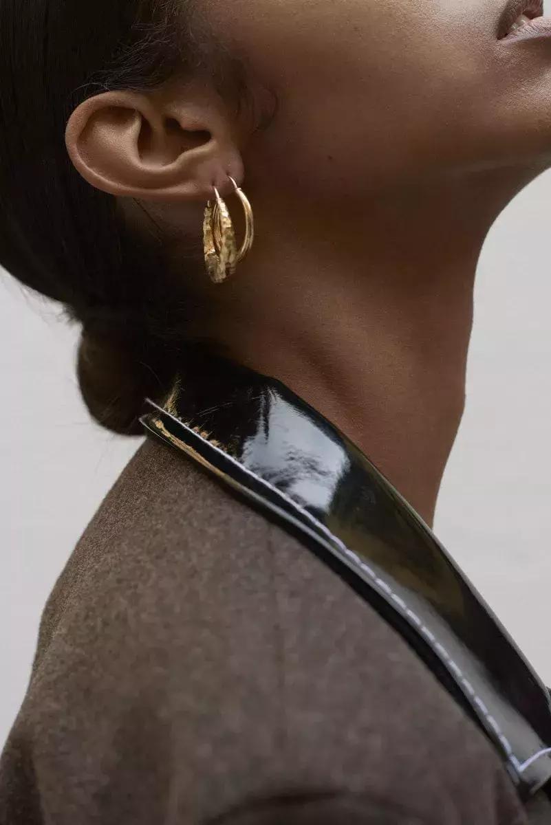 宋祖儿欧阳娜娜李庚希,宋祖儿和欧阳娜娜同款