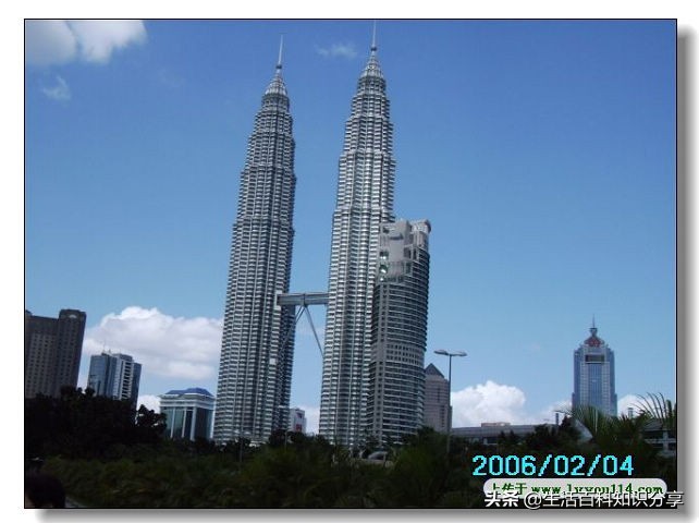 世界20个国家的著名建筑 (全球最发达的8个国家标志性建筑)