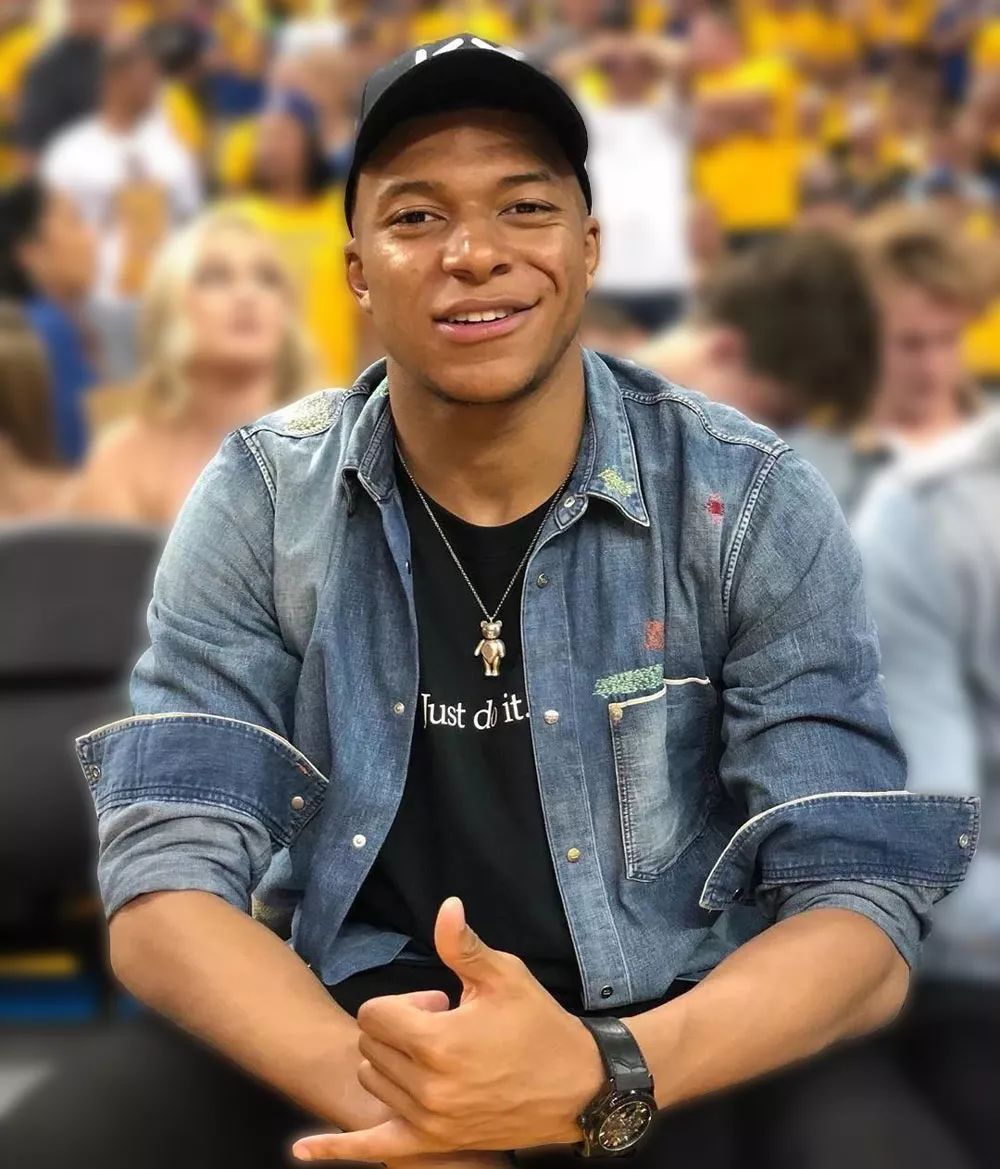 姆巴佩探访,姆巴佩纪录片天才的秘密