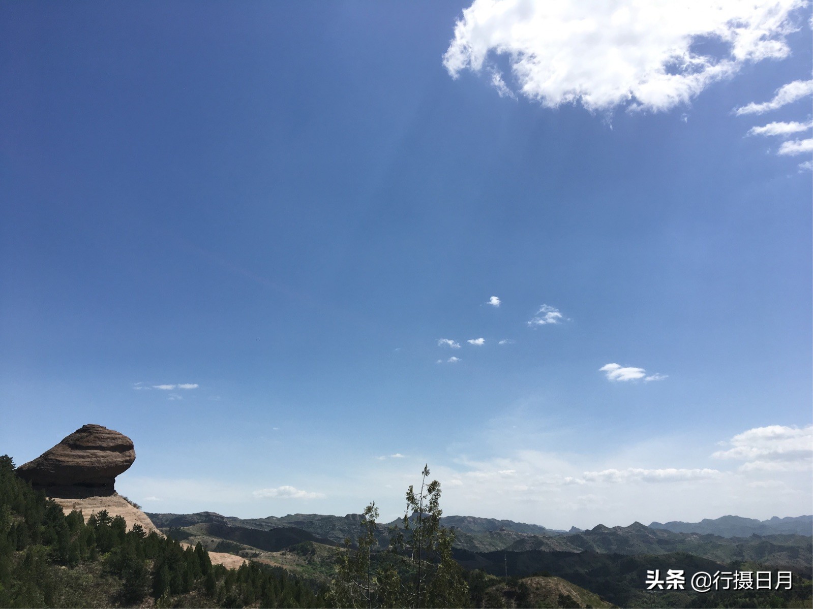 大自然鬼斧神工奇特山峰,大自然的鬼斧神工造就的奇峰怪石