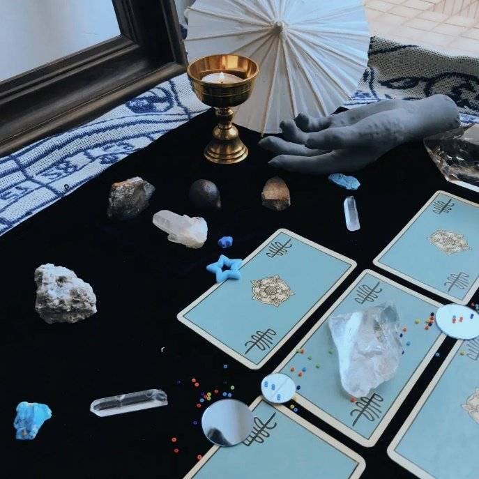 我是职业占卜师,职业塔罗师的门槛