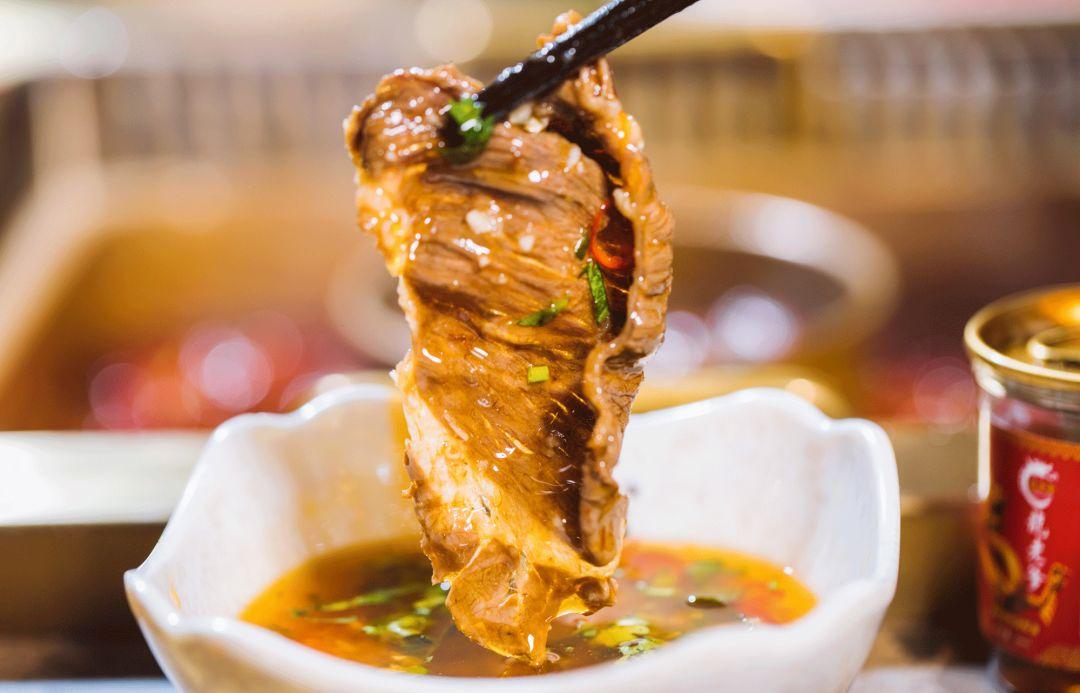 成都牛油火锅网红店,火遍全网的四川成都牛油火锅