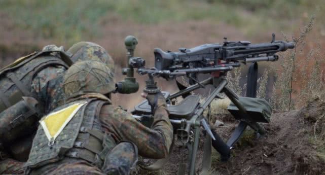 德国mg42通用机枪现代版,mg42机枪有多厉害