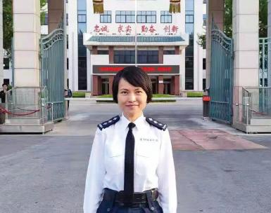唯一在内地工作的香港警察:我开始重新理解“为人民服务”