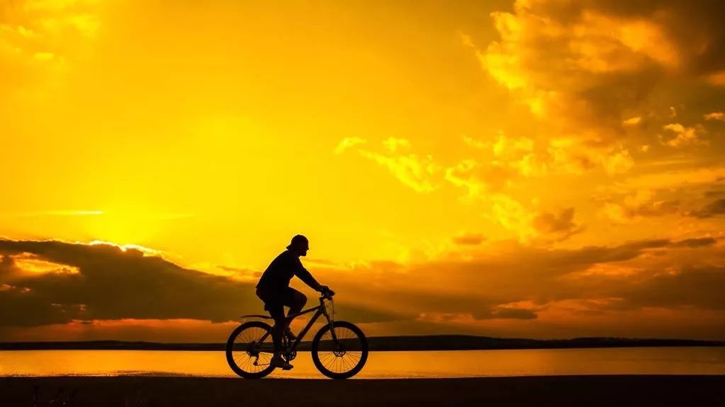 这个人少小众的秘境里,竟然藏着中国最爽的夏天