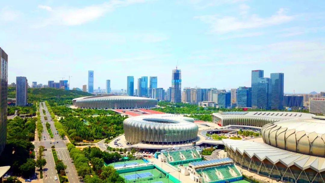 济南奥体中心中轴线,二环东路与二环南路