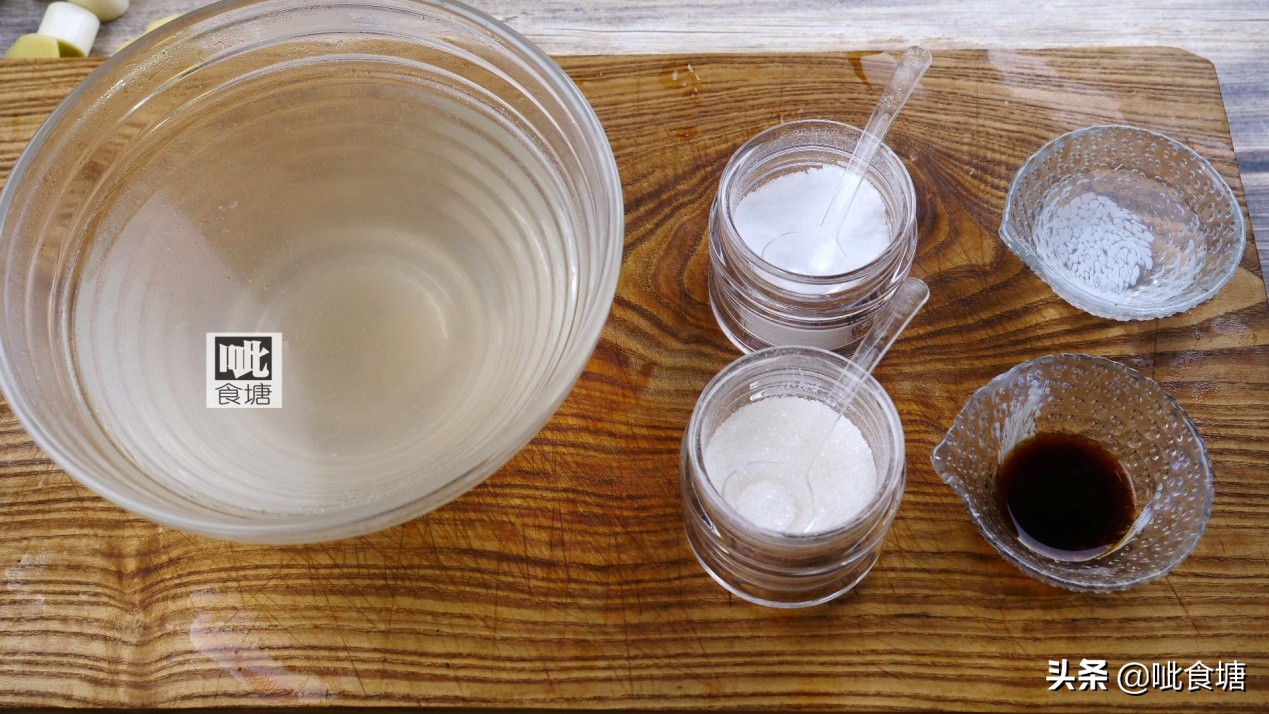 天热了吃点正宗的朝鲜冷面,夏季吃朝鲜冷面