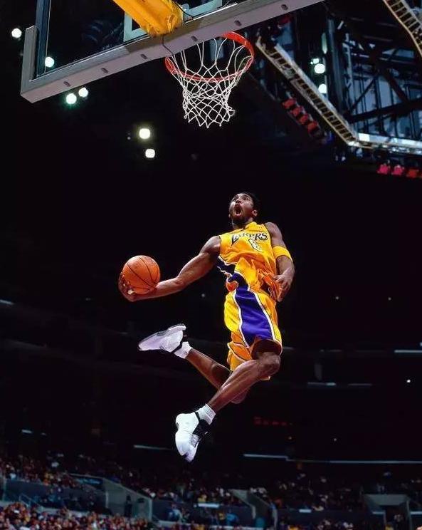 科比当年绰号小飞侠,科比亲兄弟吗