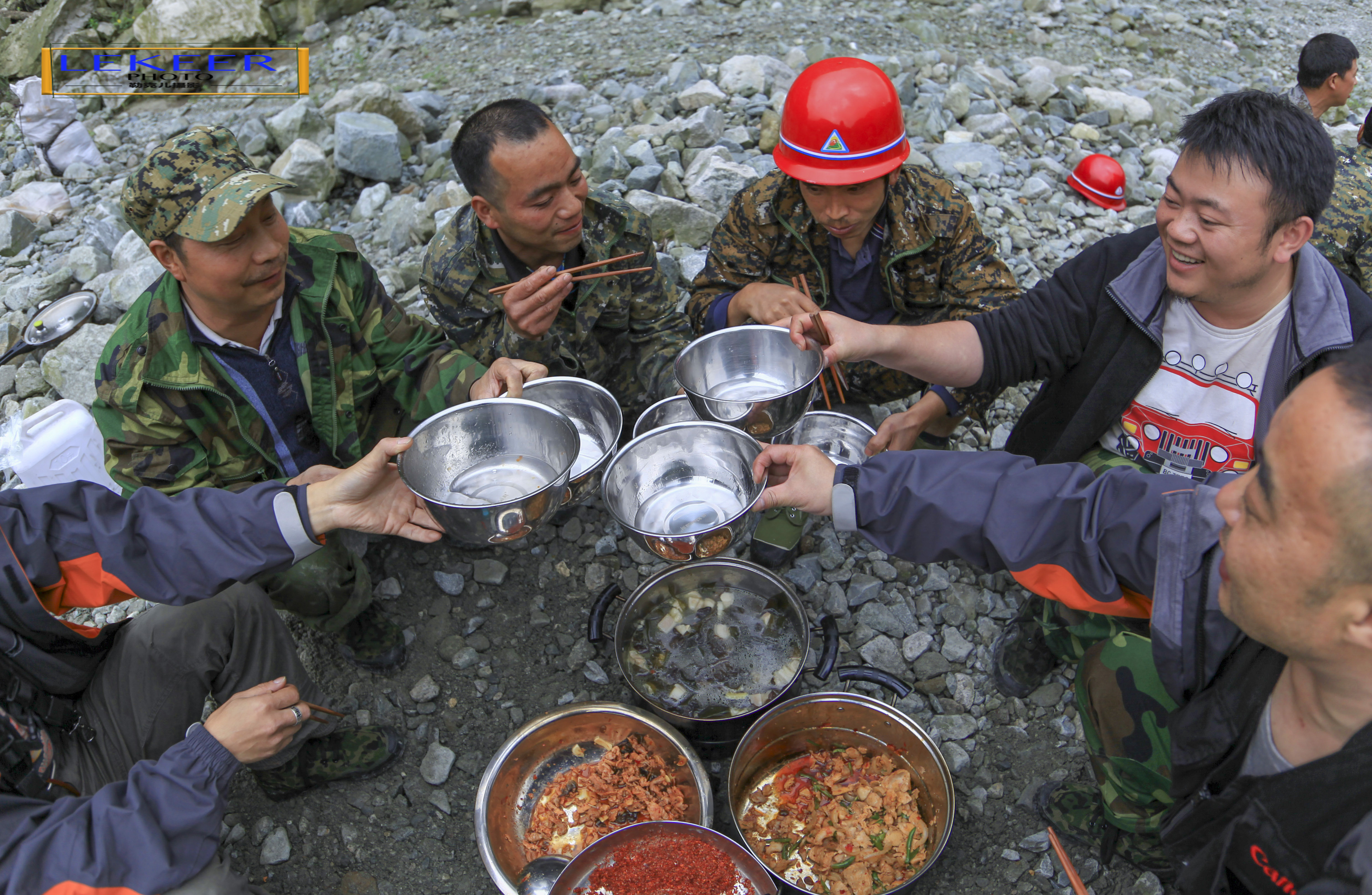 穿越无人区难忘的经历,穿越无人区后半夜的恐怖经历