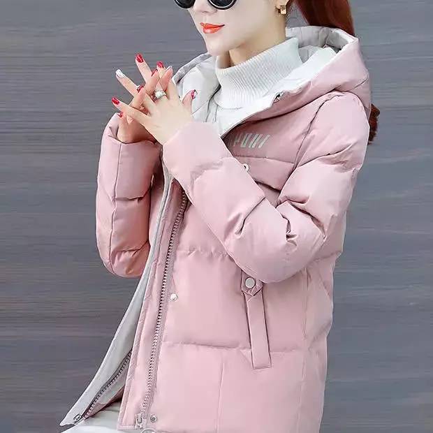 短款羽绒服配长款大t鲨鱼裤穿搭,中短羽绒棉服适合穿什么裤