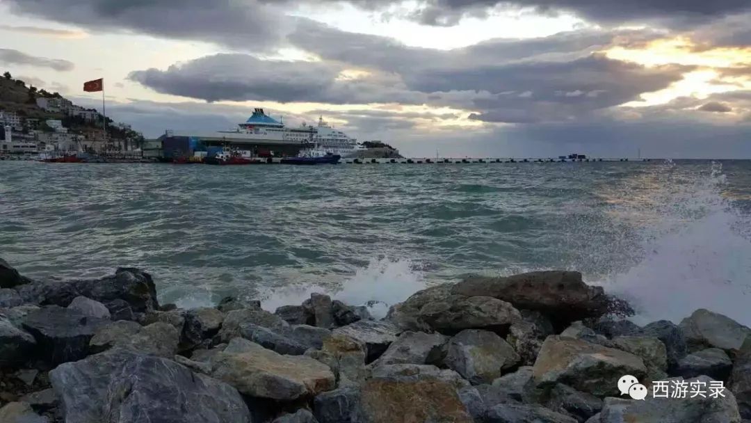 她的伊朗心上人委婉拒绝了她