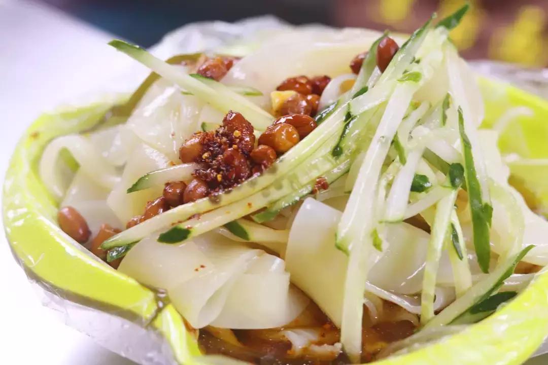 全自动凉皮机好用吗,最新型全自动凉皮机器的价格