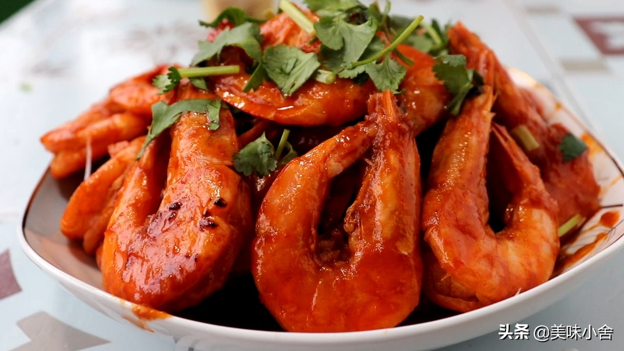 教你做油焖大虾鲜嫩入味超下饭,私家小厨之油焖大虾鲜嫩q弹
