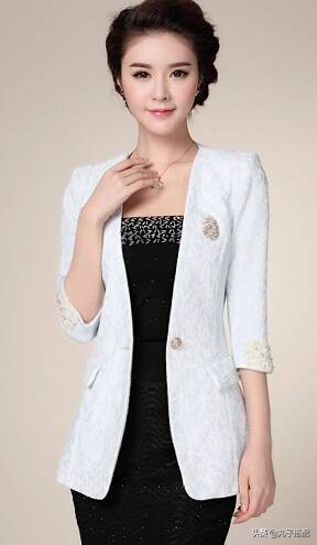 小个子如何搭配米色长西装,小个子女生怎么将西装穿出高级感