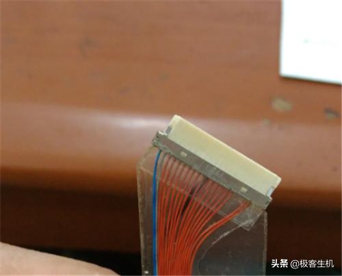 怎么用旧笔记本改造电视,废旧笔记本利用屏幕改电视教程