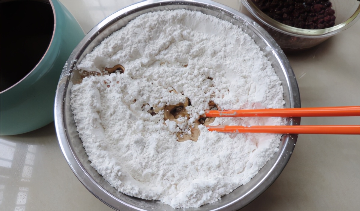 过年吃的小零食简单又方便,学会它过年零食不用买了