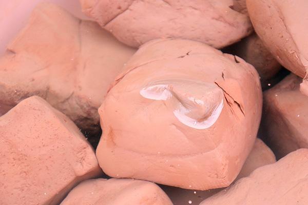 舌头发涩烂嘴角怎么回事,舌头及嘴唇烂怎么回事