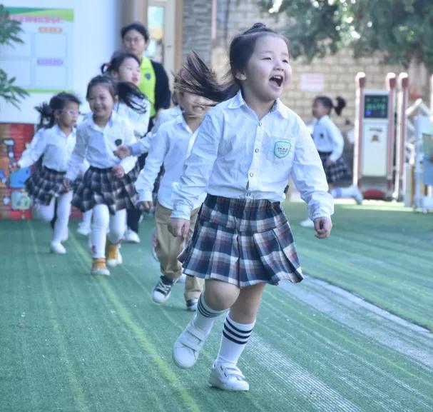 早操编排热身活动,早操评比标准