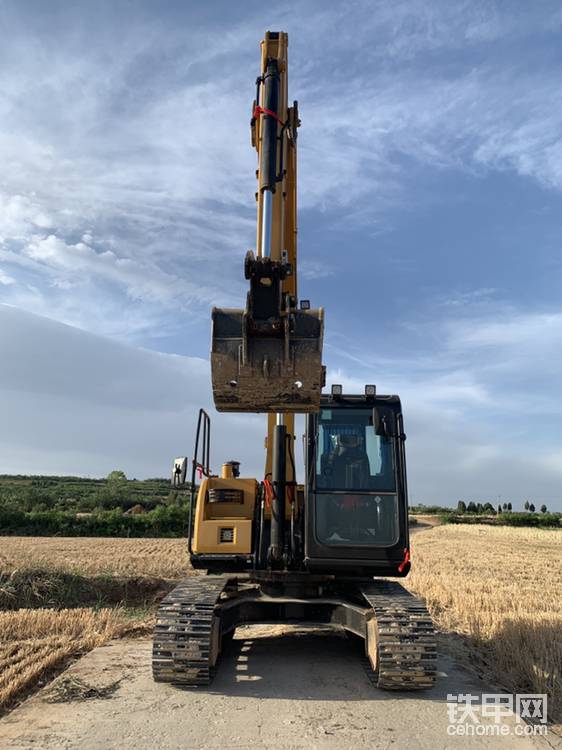爱机太美了!我与2台三一挖掘机的故事