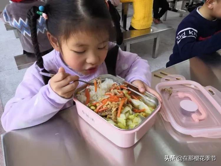 赣县稀金二小入学要求,赣县区稀金第二小学学费