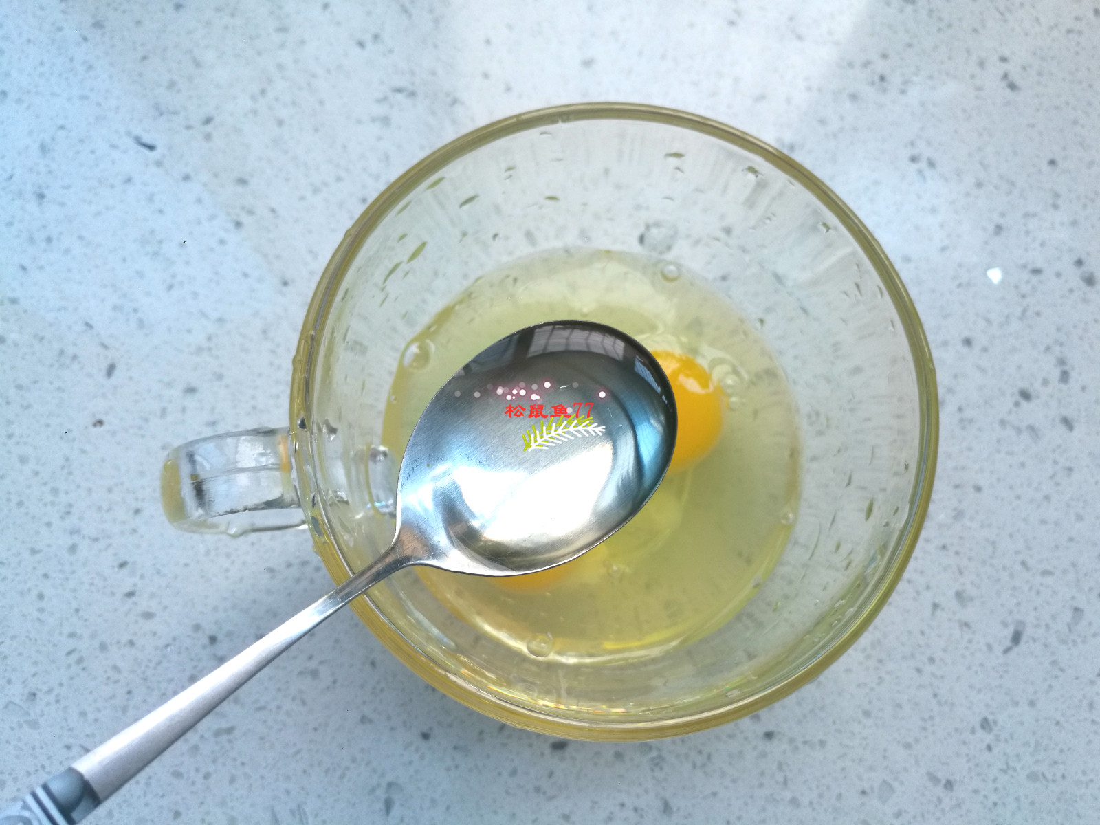 为什么我们做的鸡蛋糕没有蜂窝,如何制作光滑的鸡蛋糕