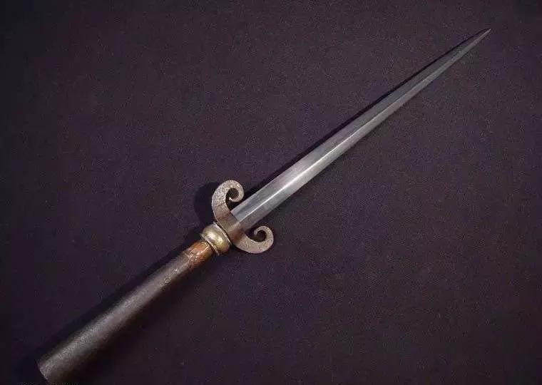 骑自行车耍红缨枪就能cos赵子龙?古代真正的骑马打仗什么样?