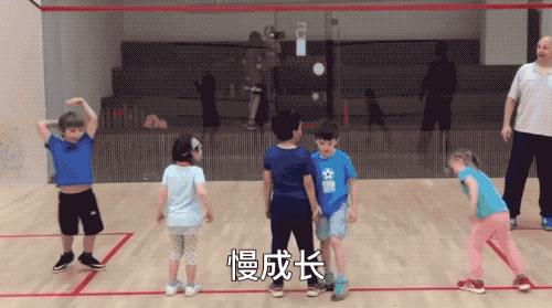 适合孩子家里室内锻炼的运动,适合三四岁儿童的室内体能运动