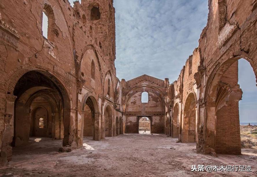 15个恐怖电影和电视地点去景点，比屏幕上更恐怖