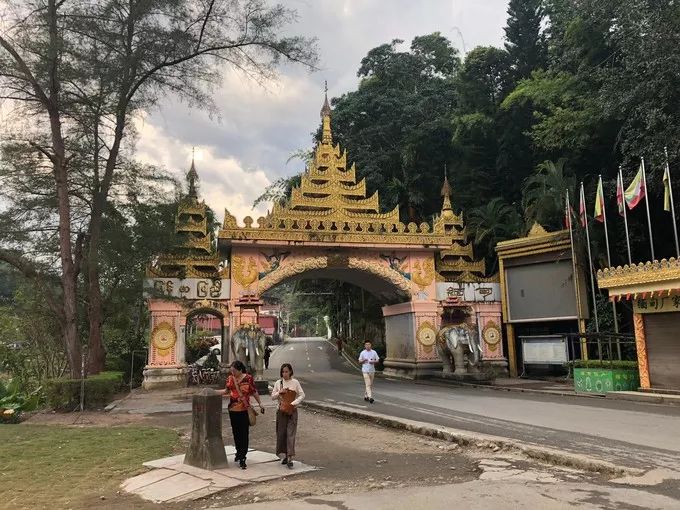 来西双版纳必去的10个地方,来西双版纳必玩的地方